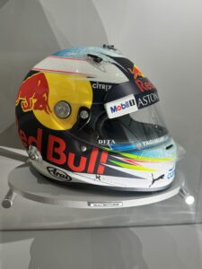 Daniel Riccardio helmet